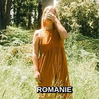 Romanie. Belgian born, Melbourne based singer-songwriter.